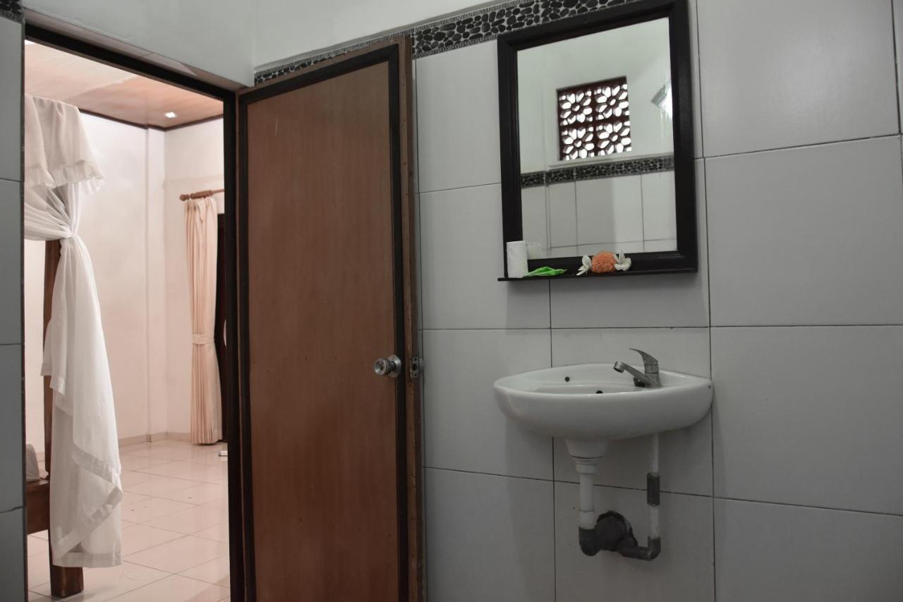 Warung Ombak Homestay Amed  Ngoại thất bức ảnh