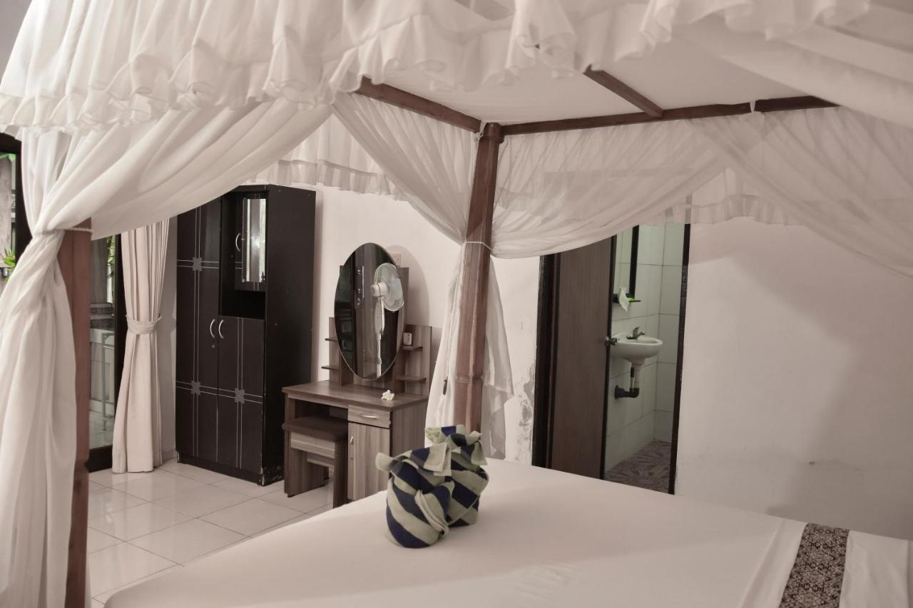Warung Ombak Homestay Amed  Ngoại thất bức ảnh
